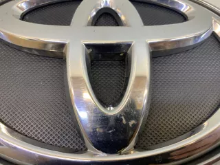 753100K080 Эмблема решетки радиатора Toyota Fortuner 2 Арт lz200019, вид 3
