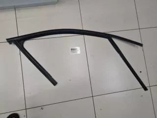 8K0837440F Уплотнитель стекла передней правой двери Audi A4 B8 Арт Z310584, вид 1