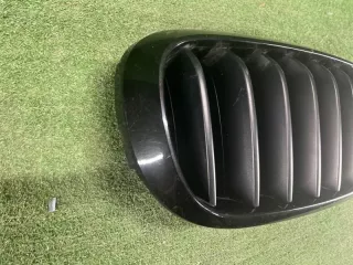 51712334710 Решетка радиатора правая BMW X5 F15 Арт С3949, вид 2
