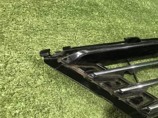 7P6854661D041 Решетка переднего бампера левая Volkswagen Touareg 2 Арт 0000005759705, вид 11