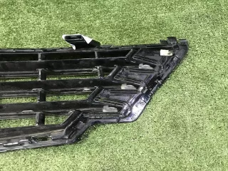 7P6854661D041 Решетка переднего бампера левая Volkswagen Touareg 2 Арт 0000005759705, вид 15