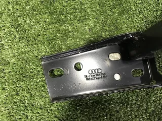 8V5827302C Петля крышки багажника правая   седан Audi A3 8V Арт 0000005794157, вид 6