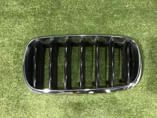 51137316061 Решетка радиатора левая BMW X5 F15 Арт 0000005783229, вид 1