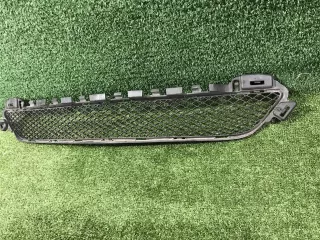 A2058850423 Решетка переднего бампера Mercedes C W205 Арт 0000005783175, вид 3