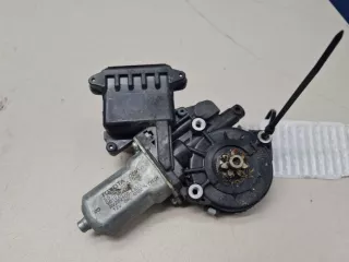 8570102010 Моторчик стеклоподъёмника передний правый Toyota Avensis 3 Арт Z312080, вид 1