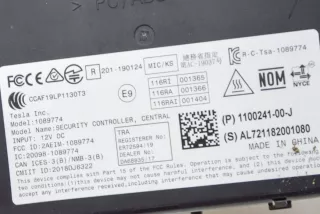 1100241-00-J , art8365404 Блок управления центральным замком Tesla model 3 Арт 8365404, вид 7