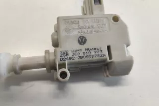 3CO810773, D2492, 3BO959782A , art5119319 Замок лючка топливного бака Volkswagen Passat B6 Арт 5119319, вид 1