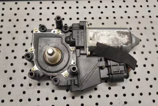 0536001402, 119005, 102116 , art5142457 Моторчик стеклоподъемника передний правый Audi A8 D2 (S8) Арт 5142457, вид 3