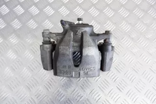 47730-42091 , art625390 Суппорт передний правый Toyota Auris 2 Арт 625390, вид 1
