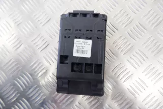 8782849 , art717731 Блок реле BMW X1 F48 Арт 717731, вид 1