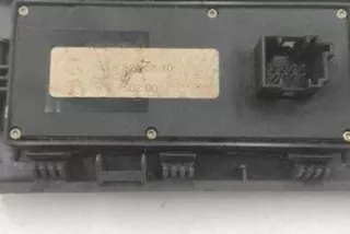 1686831408, 1688202810 , art8798071 Кнопка стеклоподъемника переднего левого Mercedes A W168 Арт 8798071, вид 4
