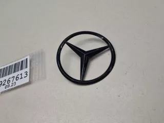 A2058174500 Эмблема крышки багажника Mercedes C W205 Арт ZAP313787, вид 1