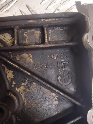 1739432 Крышка двигателя передняя BMW 3 E36 1.8л  i Арт 37619, вид 3