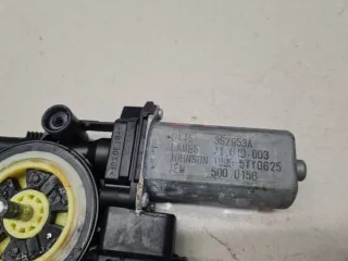 67627406633 Моторчик стеклоподъёмника передний левый BMW 3 F30/F31/GT F34 Арт ZAP315244, вид 2