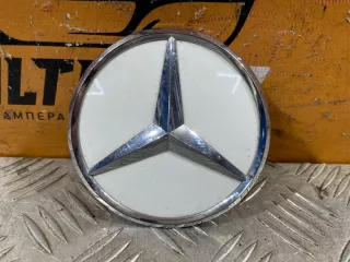 a2058100018 Эмблема крышки багажника задняя Mercedes C W205 Арт MA123012, вид 1
