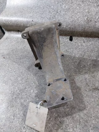 191199354A Кронштейн двигателя Volkswagen Jetta 2 Арт 46023057127_2, вид 4