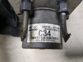 589102K760 Блок АБС (ABS) Kia Soul 1 Арт 8627608, вид 4