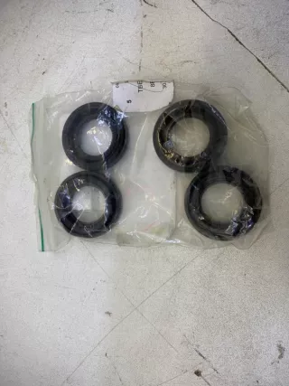 1119337020 Прокладка свечного колодца Toyota Rav 4 3 Арт VZ203919, вид 1