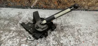 3M5116700AB Замок капота Ford Focus 2 Арт 00085970, вид 1