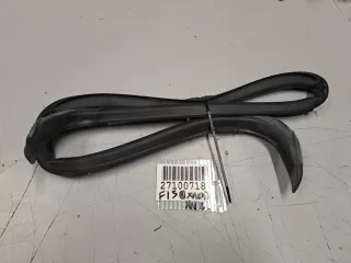 51767294464 Уплотнитель двери багажника BMW X5 F85 Арт Z319358, вид 1