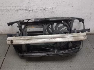  Панель передняя (телевизор) Audi A4 B7 Арт 8698874, вид 1