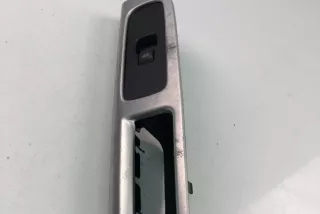 8663815 , art9059483 Кнопка стеклоподъемника переднего левого Volvo V50 Арт 9059483, вид 1