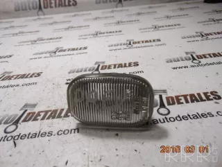 artADT29492 Поворотник левый Toyota Previa XR30, XR40 Арт ADT29492
