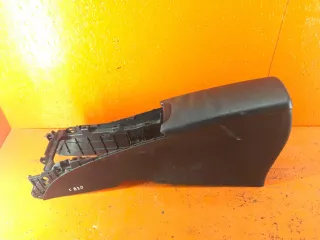 5885605010589120501058911050107414705020  Подлокотник Toyota Avensis 3 Арт 1002810, вид 1