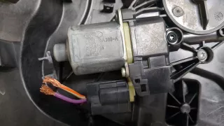 1836010,8A61B23209-AB,1543205,8A6114A389-AB Стеклоподъемник левый передний Ford Fiesta 6 Арт 8334311, вид 2