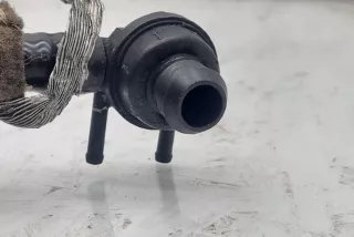 art9585009 Трубка вакуумного насоса Audi A4 B5 Арт 9585009, вид 2