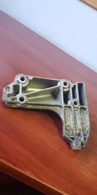 7505980 , art645414 Кронштейн компрессора кондиционера BMW 3 E90/E91/E92/E93 Арт 645414, вид 2