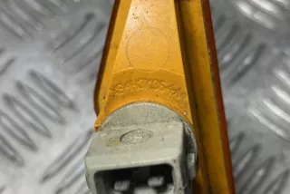XS4H3K354A , art9793850 Повторитель передний правый Ford Focus 1 Арт 9793850, вид 4