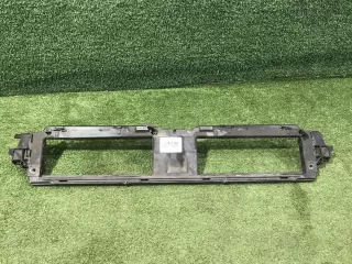 8W6807771 Кронштейн решетки радиатора Audi A5 (S5,RS5) 2 Арт 0000006108991, вид 1