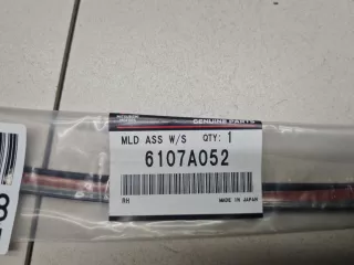 6107A052 Молдинг лобового стекла Mitsubishi Outlander 3 Арт Z325649, вид 3