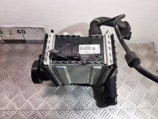 A6510901800,6510901800 Радиатор интеркулера Mercedes C W205 Арт 00153567, вид 3
