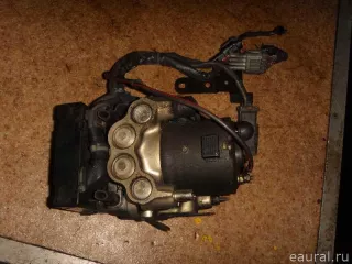 4760031U10 Блок ABS (насос) Nissan Maxima А32 Арт E7934738, вид 1