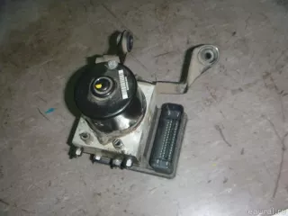  Блок ABS (насос) Mazda 3 BK Арт E50268933, вид 2