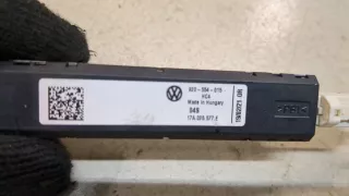 17A035577E Усилитель антенны Volkswagen Jetta 7 Арт 8805918, вид 2