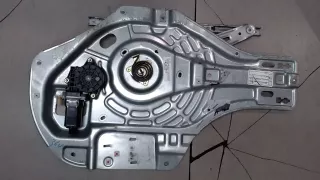 824052E000,824502E000 Стеклоподъемник левый передний Hyundai Tucson 1 Арт 8229930, вид 1