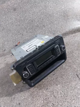 5K0035156A,RCD210 Магнитола Volkswagen Touran 2 Арт 46023060187_2, вид 1