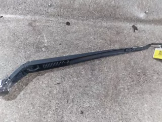  Щеткодержатель (поводок стеклоочистителя, дворник) Toyota Verso Арт 46023060465, вид 2