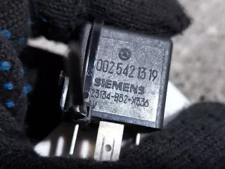 A0025421319,V23134B52X336 Реле (прочие) Mercedes S W221 Арт 46023035606_5, вид 2