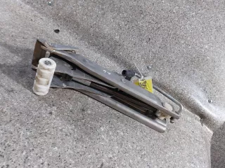 4F0011031 Домкрат Audi A6 C6 (S6,RS6) Арт 46023060784, вид 2