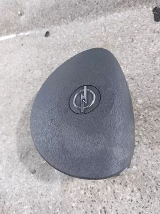 13188242,464064757 Подушка безопасности водителя Opel Combo C Арт 46023060887_1, вид 1