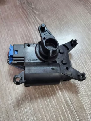 7L0907511AJ Моторчик заслонки печки Volkswagen Touareg 1 Арт 00240552, вид 2