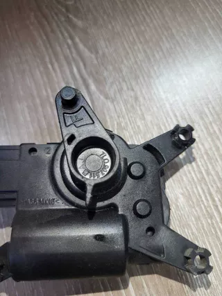 7L0907511AJ Моторчик заслонки печки Volkswagen Touareg 1 Арт 00240552, вид 3
