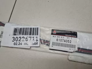 6107A052 Молдинг лобового стекла Mitsubishi Outlander 3 Арт ZAP325646, вид 2