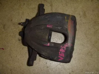 4775005060 Toyota Суппорт тормозной передний левый Toyota Corolla VERSO 2 Арт E50226541