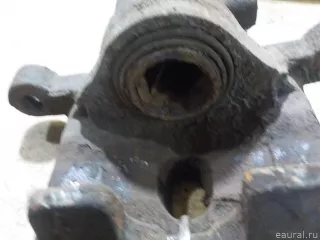 MB858464 Mitsubishi Суппорт тормозной задний левый Mitsubishi Monter 4 Арт E50343404, вид 3