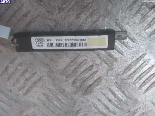 8X0035225D Усилитель антенны Audi A1 Арт 53263744